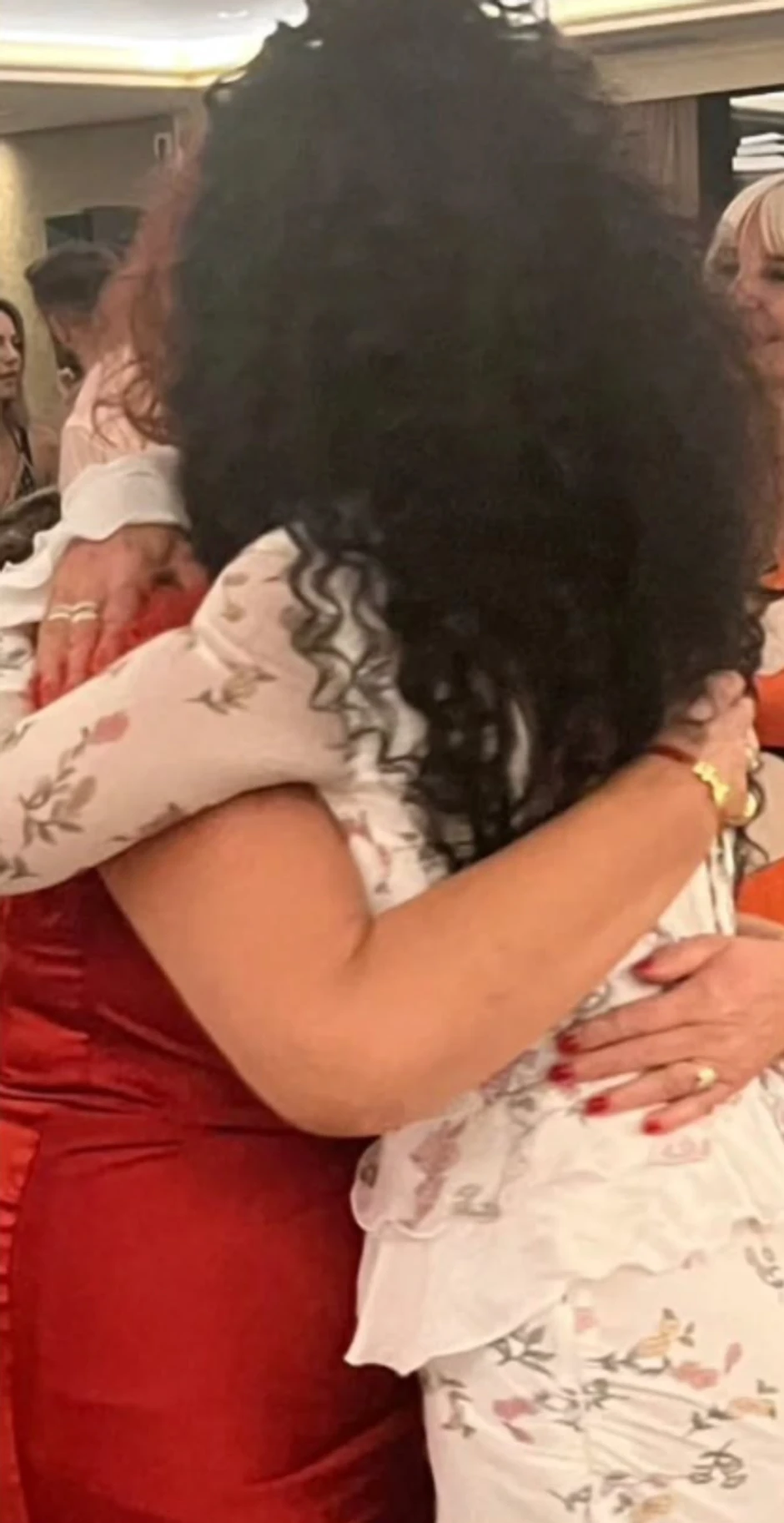 Lidija Vukićević sa sestrom