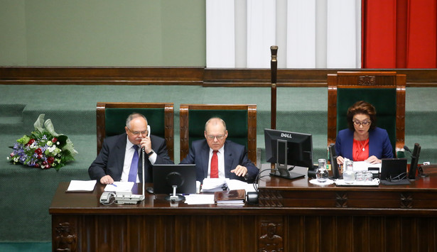 Sejm uchwalił ustawę o in vitro