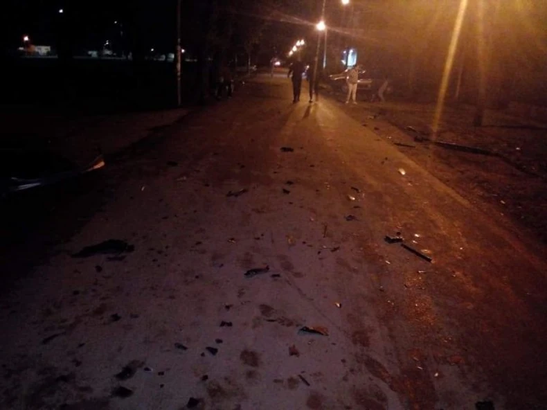 Ostaci automobila razbacani skoro 50 metara