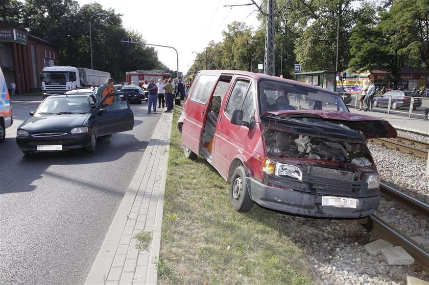 Pijany pirat omal nie pozabijał pieszych