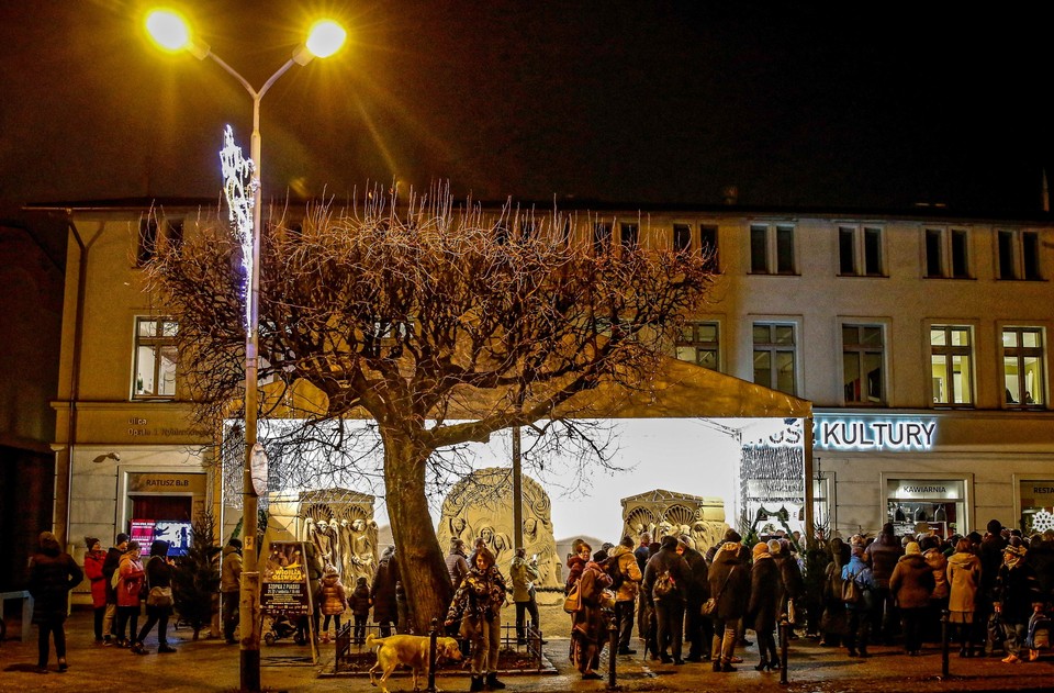 Szopka z Piasku przed Oliwskim Ratuszem Kultury w Gdańsku