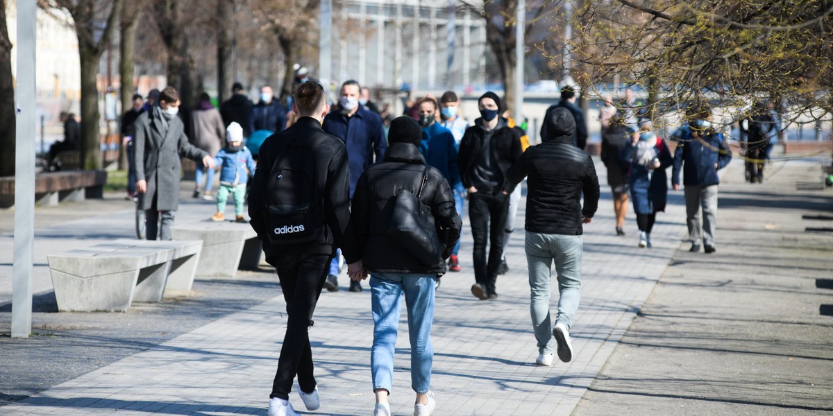 Z danych ZUS wynika, że tradycyjnie wśród obcokrajowców zgłoszonych do ubezpieczeń największą grupę stanowili obywatele Ukrainy - ok. 75 proc.