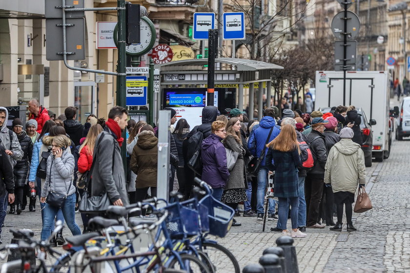 Olbrzymie utrudnienia na ul. Królewskiej! Rozpoczął się kolejny etap remontu trasy do Bronowic 