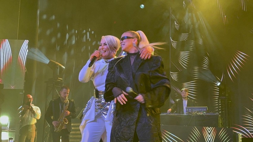 Milica Todorović i Indira Levak