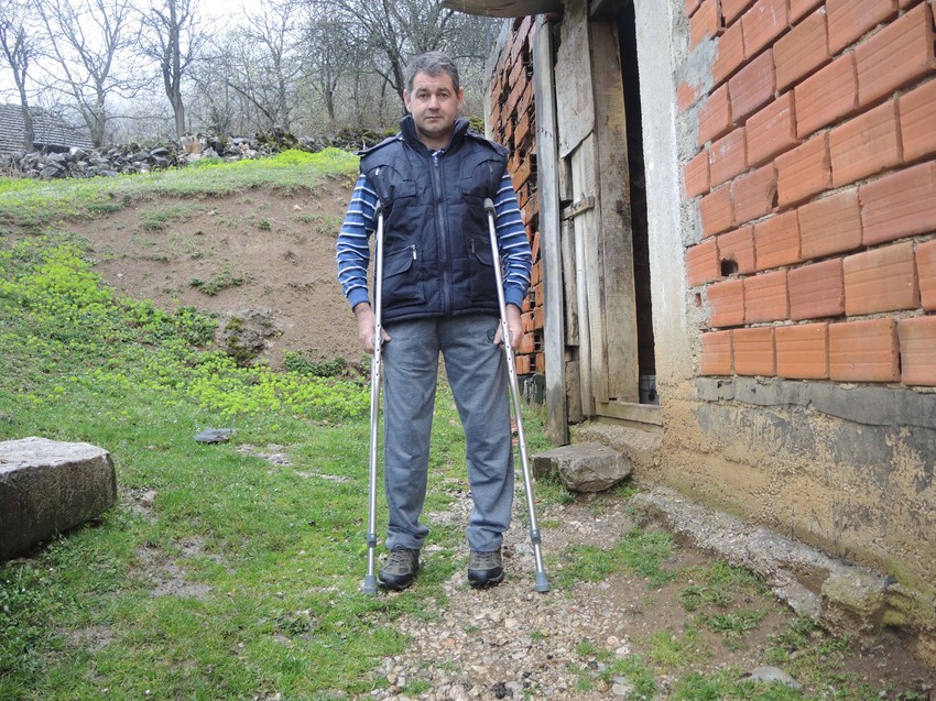 Novac za operaciju kukova skupili su mu zemljaci i privrednici