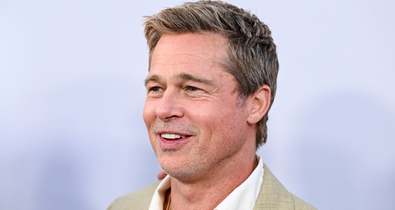 Mi történt Brad Pitt hajával? Új frizurát villantott a sármos színész