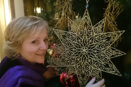 Uzbudljiv MIRIS ČESNICE iz nanine kuhinje najavljivao je jedan ROĐENDAN mnogo VAŽNIJI OD MOG