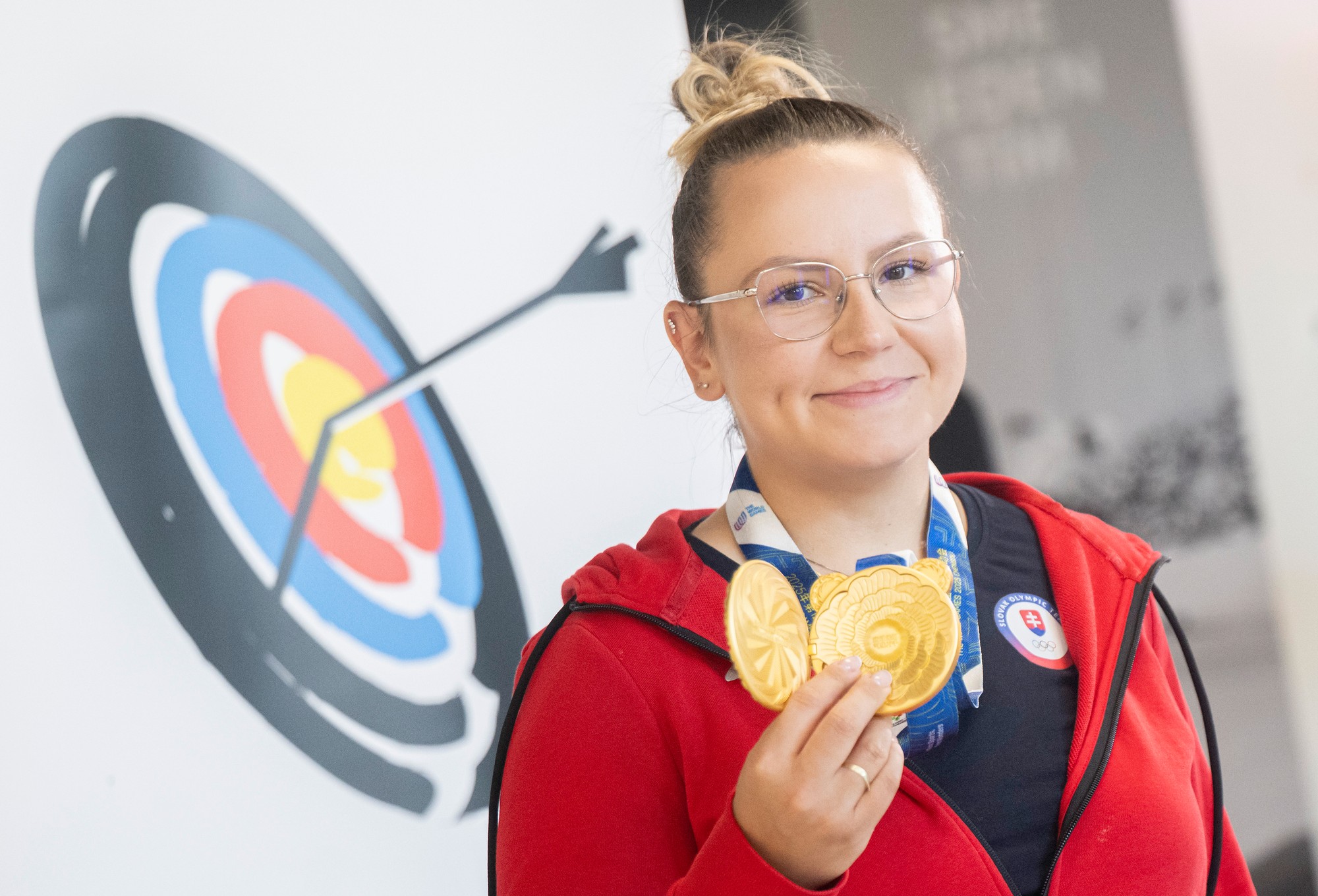 Vo veku 24 rokov zomrela slovenská reprezentantka v lukostreľbe Denisa Hurban Baránková.
