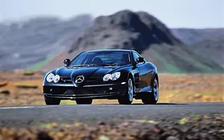 Mercedes SLR – gwiazda ze skrzydłami