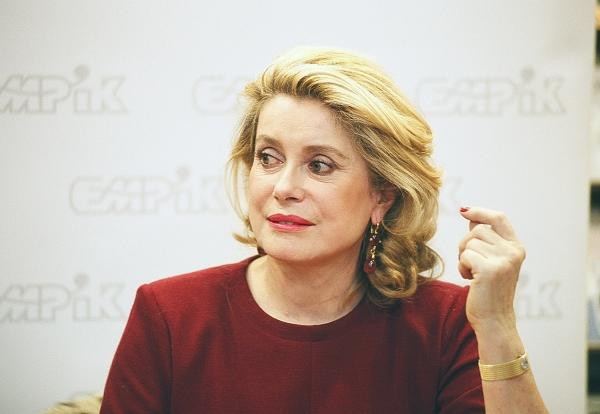 Catherine Deneuve – pierwsza dama francuskiego kina