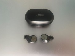 Jabra Elite 7 Pro. Duńska firma pokazała, jak się robi słuchawki bezprzewodowe