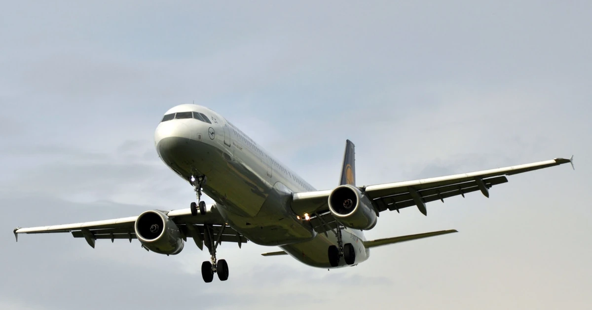 Nowy zakaz w samolotach. Od stycznia zaostrzają się przepisy