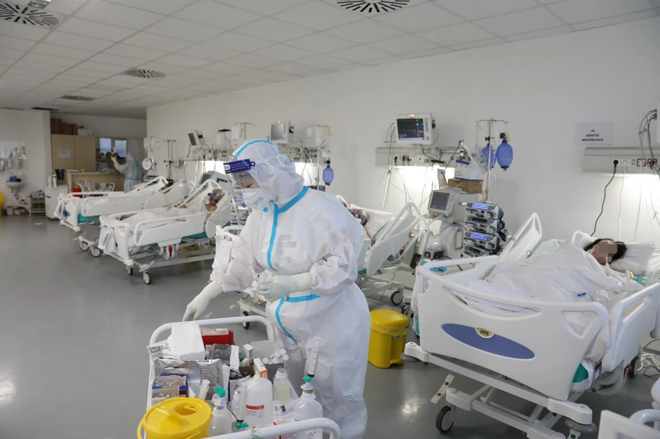 Kovid bolnica u Batajnici