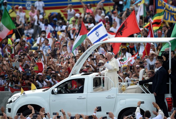 O czym papież Franciszek mówi do młodych? Najczęściej przewija się jeden wątek