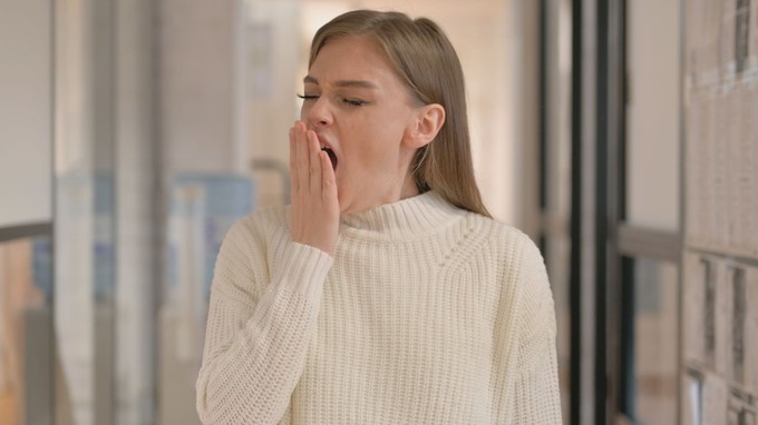 Akkorát ásított az édesanya, hogy kis híján belehalt