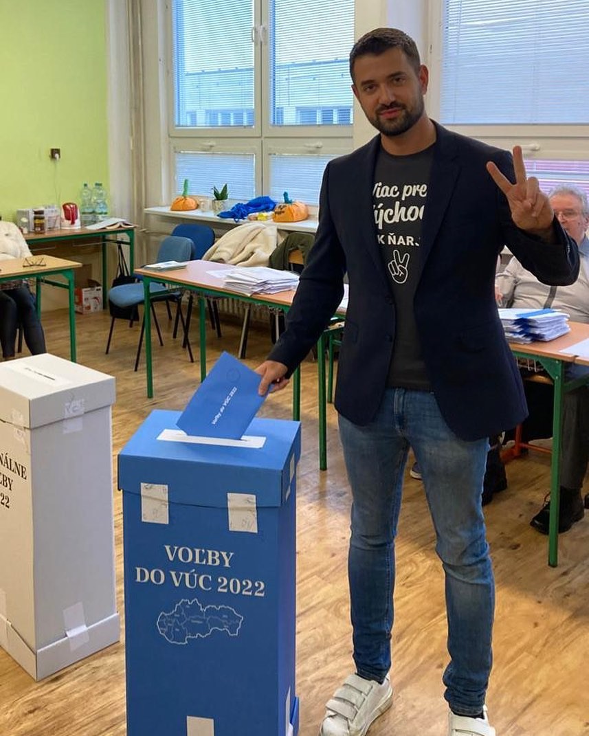 Exposlanec Erik Ňarjaš.