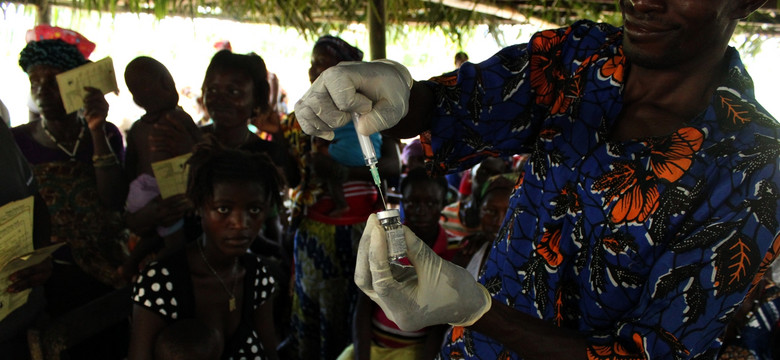 Dzieci w Sierra Leone umierają z powodu braku szczepień