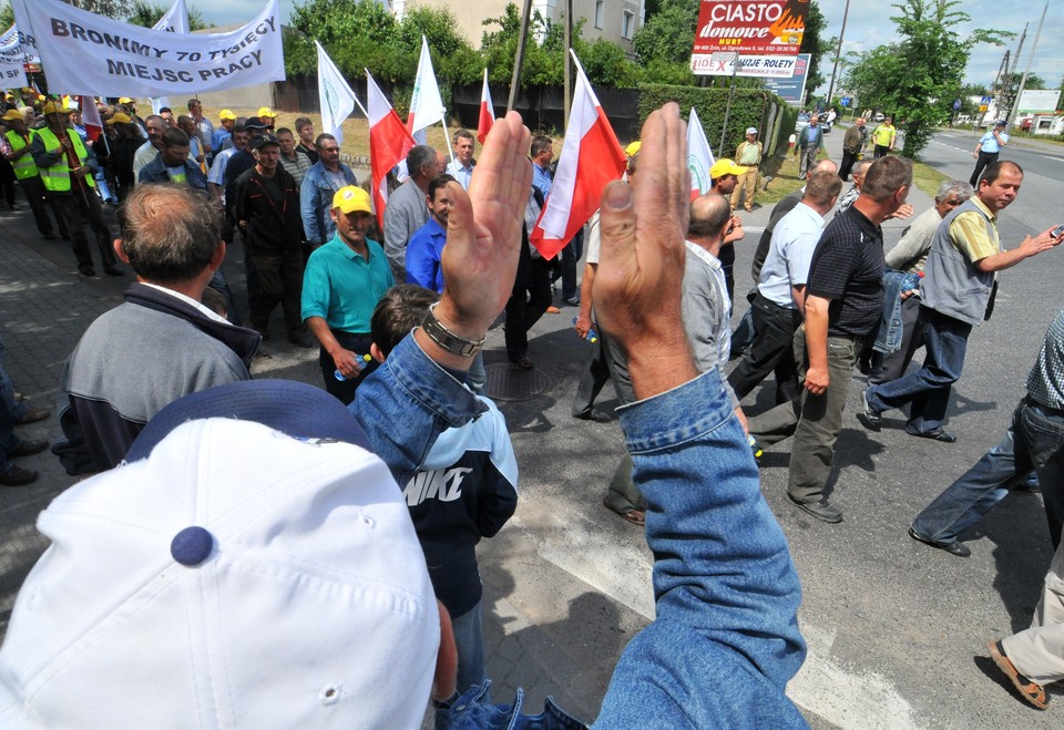 Rolnicy w proteście blokowali drogę