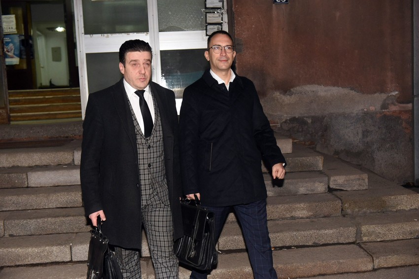 Branioci Duška Tošića ispred policijske stanice