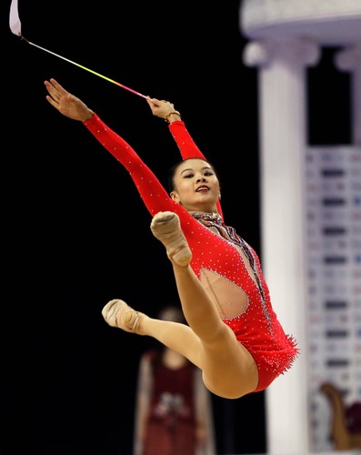 Ale one się wyginają. Gimnastyczki chyba są z gumy