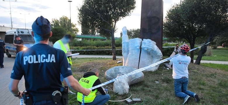 Czarzasty chce odbudowy pomnika Berlinga i apeluje do prezydenta stolicy