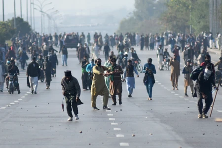 Sukobi u Pakistanu između pristalica Imrana Kana i snaga bezbednosti, marš na Islamabad