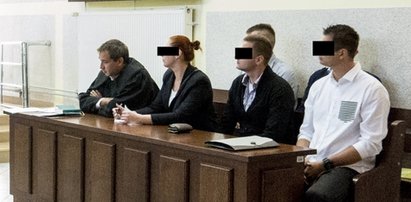 Rozpoczął się proces strażników i policjantów