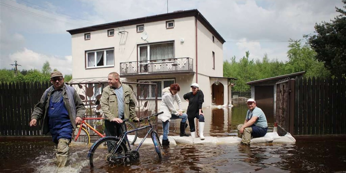 Warta nadal groźna