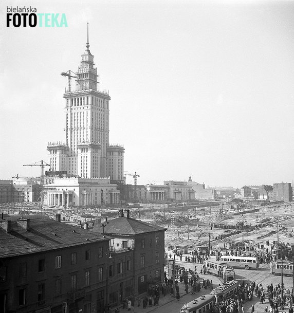 Pałac Kultury i Nauki w budowie