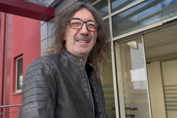 (VIDEO) RALE STIGAO U BOLNICU Prekosutra operacija srca, trči jer kasni, evo šta je rekao: Od Ane Nikolić ni traga ni glasa