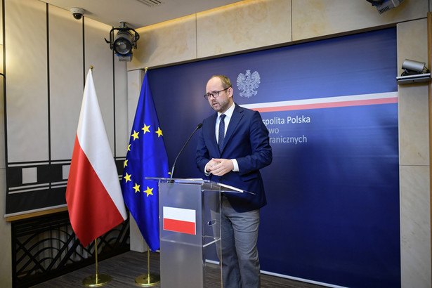 Podsekretarz stanu w Ministerstwie Spraw Zagranicznych Marcin Przydacz informuje, że trzy działaczki mniejszości polskiej, które były w areszcie w Mińsku, przyjechały do Polski.