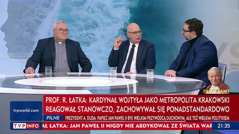 Debata o Janie Pawle II w TVP Info (screen z programu)