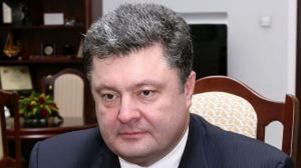 Petro Poroszenko powiedział, że jest to walka o jedność terytorialną Ukrainy, o to, aby do normalnego życia wróciło Zagłębie Donieckie.