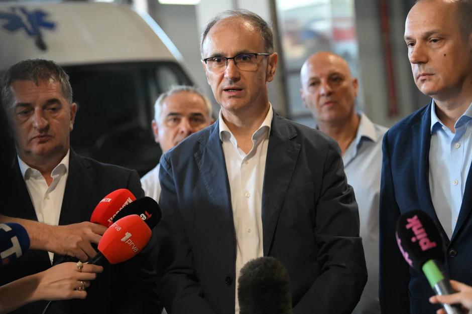 Macut i Lončar obilaze završne radove na Hitnoj pomoći