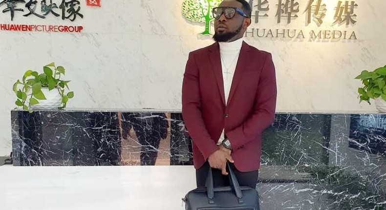 Ay signs a major deal with a huge Chinese company (Huahua Media)