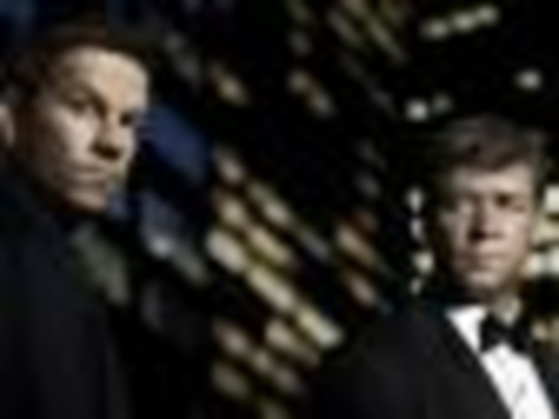 Mark Wahlberg i Russell Crowe w filmie "Władza"