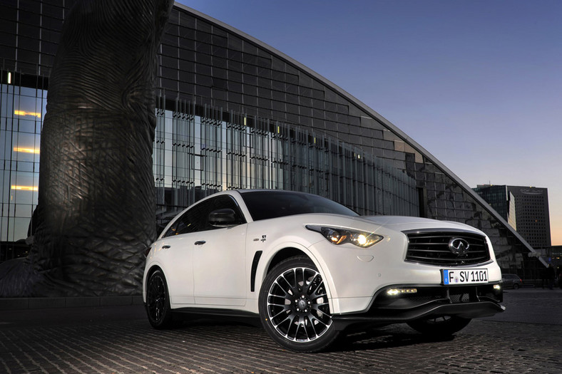 Infiniti FX Vettel Edition: pomysł mistrza