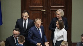 "Maski opadły". Tusk uderza w PiS i Konfederację: Wrogowie niepodległości
