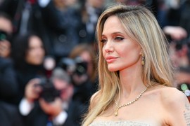 OTKRIJTE TAJNU MLADALAČKIH USANA Savršeni ruž i trikovi šminkera ZA ŽENE 50+