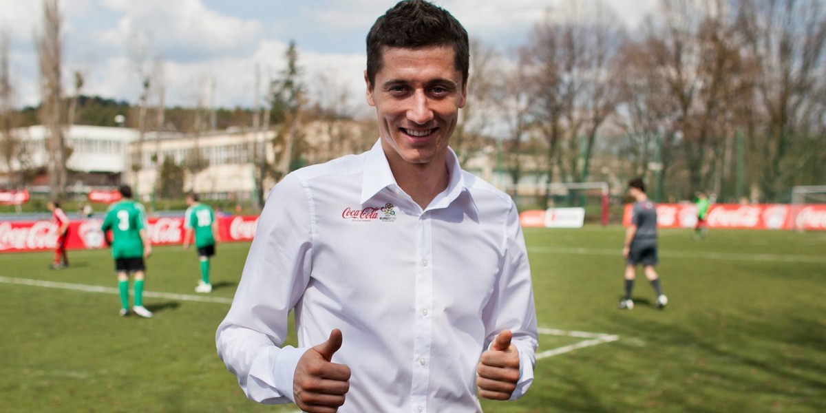 Robert Lewandowski Coca Cola Cup