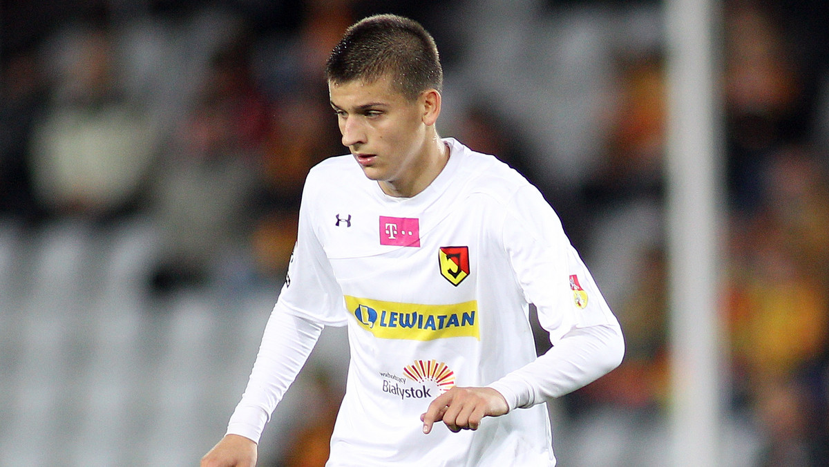 Adam Dźwigała został wypożyczony z Lechii Gdańsk do Górnika Zabrze. 19-letni piłkarz zasili zabrzańską obronę do końca tego sezonu.