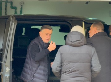 Čolin bivši menadžer SPAKOVAO KOFERE I NAPUSTIO KUĆU: Priča se da je on bio meta napada