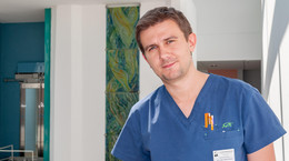 Dr Tomasz Płonek z Kliniki Chirurgii Serca Uniwersyteckiego Szpitala Klinicznego we Wrocławiu – najlepszy młody kardiochirurg Europy.