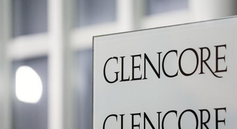 The logo of Glencore is pictured in front of the company's headquarters in the Swiss town of Baar, November 13, 2012. REUTERS/Michael Buholzer