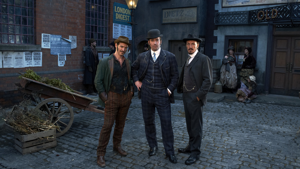 W piątek 4 lipca o godz. 23:15 CANAL+ Film rozpocznie emisję nowego serialu "Ripper Street" w reżyserii Toma Shanklanda, z Matthew Macfadyenem, Jeromem Flynnem i Adamem Rothenbergiem w rolach głównych.