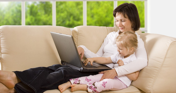Płatny” urlop wychowawczy dla przedsiębiorców i osób na umowach-zlecenie -  Dziecko