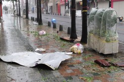 Potężny tajfun Khanun uderzył w Okinawę. Jedna osoba zginęła