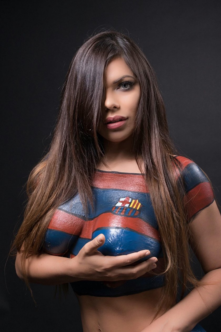 Suzy Cortez zachwyca pośladkami. Miss Bumbum jest fanką FC Barcelony!