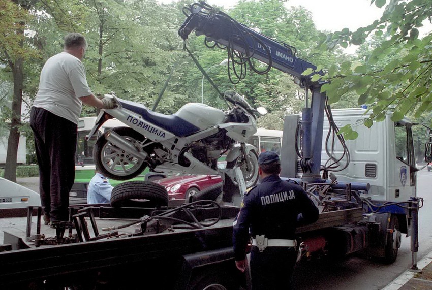 Zastareo vozni park na dva točka (arhivska fotografija)