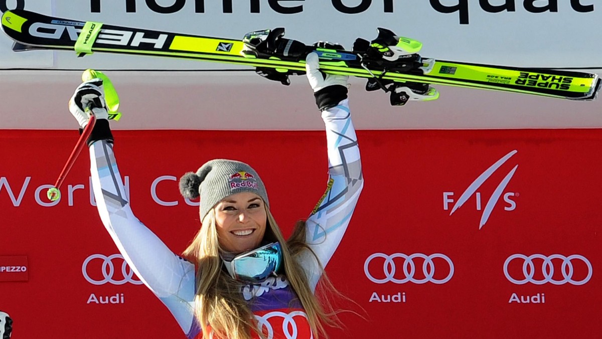 Lindsey Vonn wygrała zjazd Pucharu Świata w Garmisch Partenkirchen, na mecie osiągając aż 1.51 przewagi nad drugą Szwajcarką Fabianne Suter. To 76. Zwycięstwo Amerykanki w zawodach Pucharu Świata. Wygrana umocniła ją na pierwszym miejscu w klasyfikacji generalnej całego cyklu.